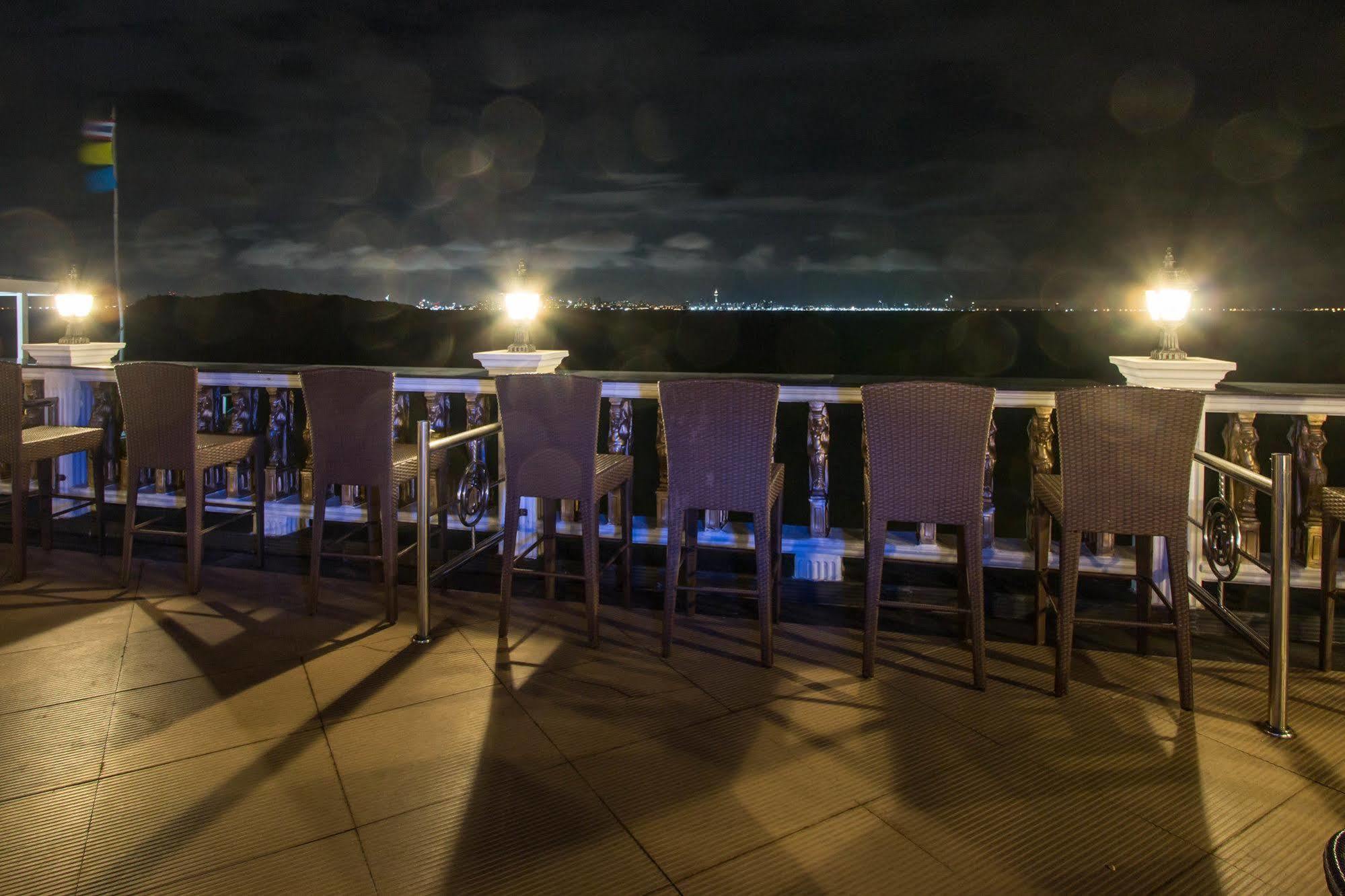 Suntosa Resort Ko Lan Zewnętrze zdjęcie